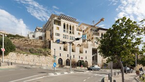 Exterior - Plum Guide - Andromeda Outlook (Tel Aviv)