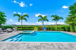 Pool - Spectacular Home near Disney with Private Pool, Movie Theater and Pool Table. (Kissimmee)