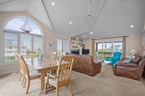 TV, DVD player, books, stereo