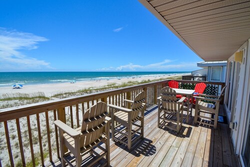 Experience oceanfront bliss at Queen's Grant F-218, a 3-bedroom condo in Topsail Beach.