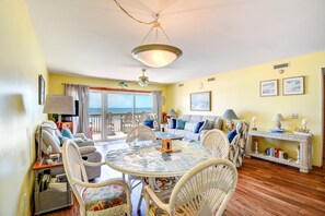TV - "Queen's Grant F-218" Oceanfront Condo, Community Pool, Playground, Day Docks (Topsail Beach)