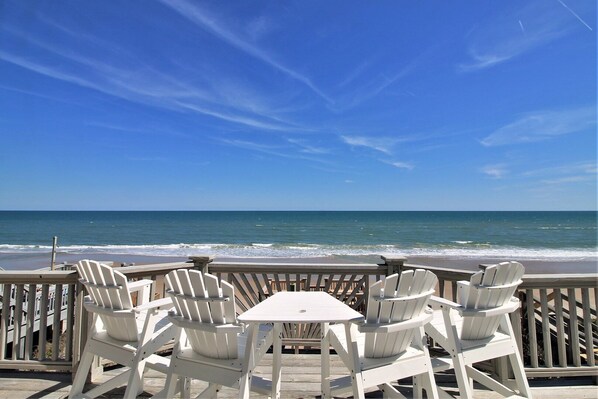 Property grounds - "C-Breeze" - OCEANFRONT LUXURY HOME IN SURF CITY, NC (Surf City)