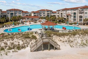 Pool - Oceanfront 3BR Villa Capriani 315B in North Topsail Beach, perfect for families! (N Topsail Beach)