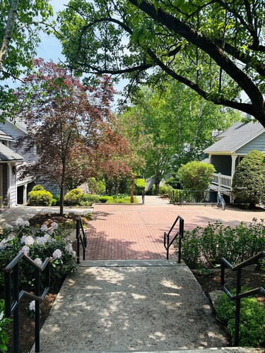 This is a timeshare condominium complex located on the northern end of Chautauqua Institution at 20 Elm Lane.