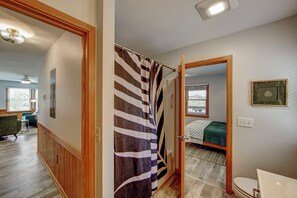 3 bedrooms, WiFi - Yeah Buoy - Ocracoke Island (Ocracoke)