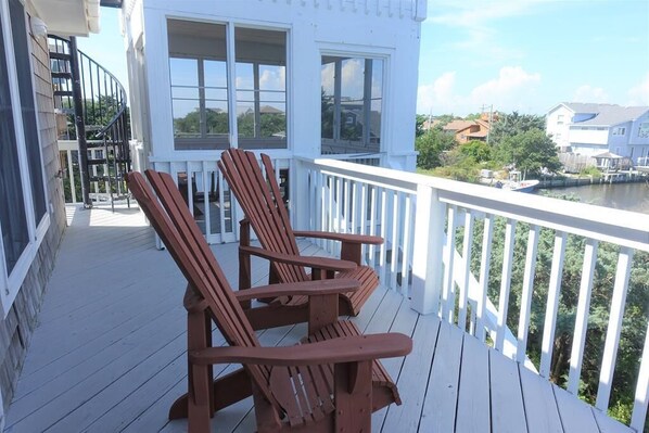 Property grounds - Good Medicine - Ocracoke Island (Ocracoke)