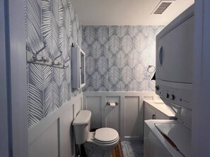 Bathroom - Last Cast - Ocracoke Island (Ocracoke)