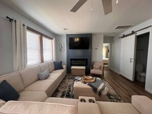 TV connectée, cheminée