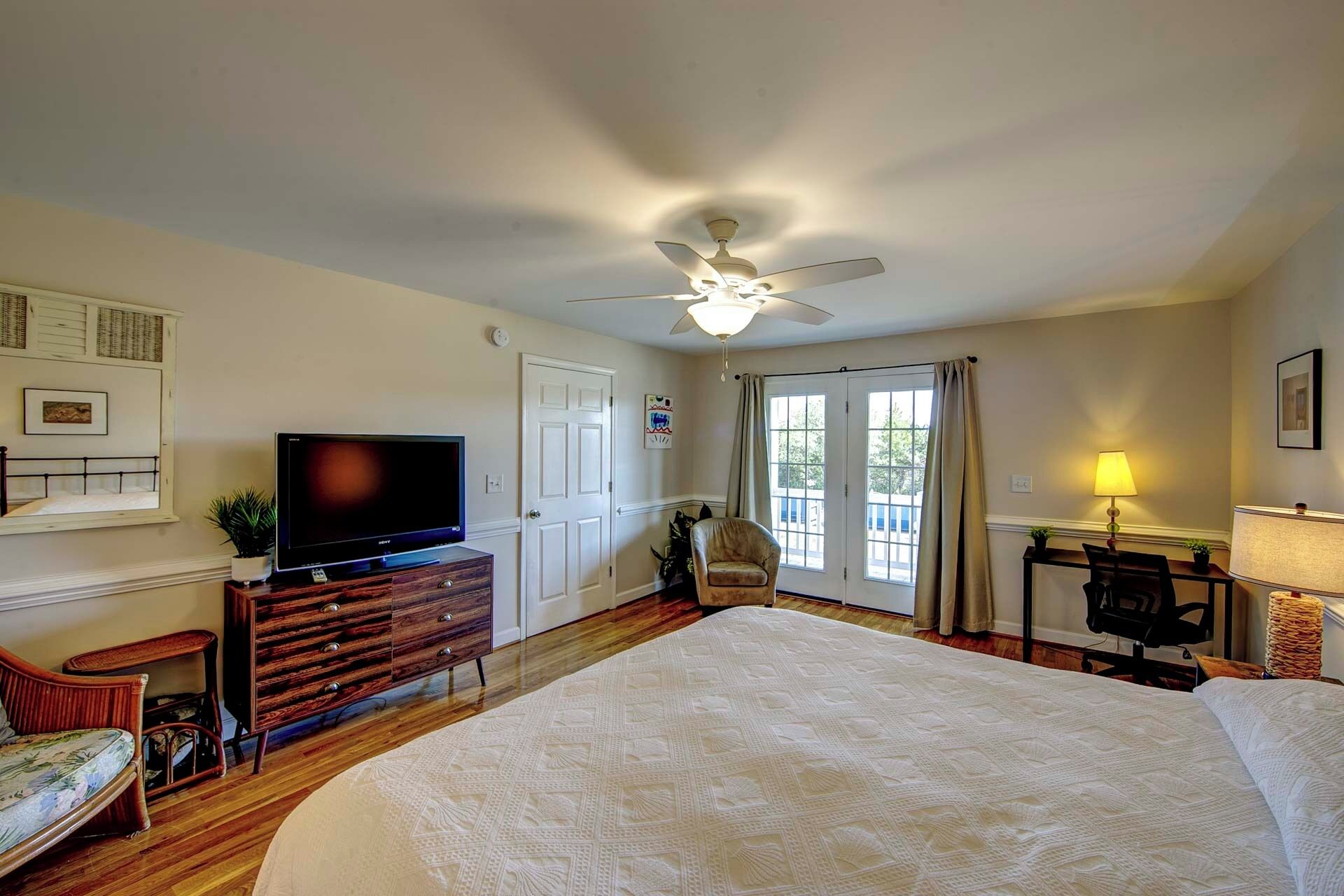 2 habitaciones, escritorio y wifi 