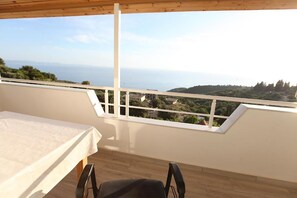 Apartament, balcó | Habitacions insonoritzades, wifi gratuïta i roba de llit 