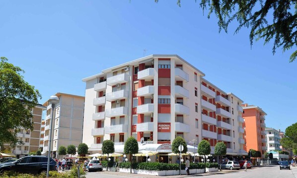 Exterior - Holiday apartment with air conditioning and balcony (Bibione)