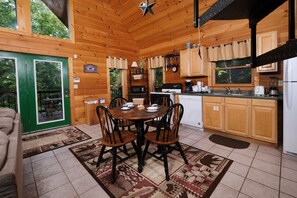 Dining - Hidden Ecstasy | By Colonial Properties (Sevierville)