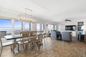 Dining - Shorely Blessed / 523 W. Beach Drive - Coastal Vacation Resorts (Oak Island)