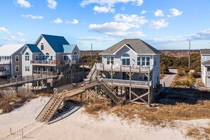 Exterior - Beach Haven - 4BR Oceanfront House in North Topsail Beach - Sleeps 10 (North Topsail Beach)