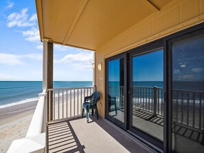 Property grounds - 1210 Topsail Dunes - 1BR Oceanfront Condo in North Topsail Beach with Community Pool (North Topsail Beach)