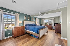 5 habitaciones, cuna de viaje, wifi gratis y ropa de cama 