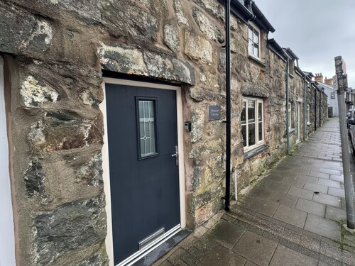 Weaver's Cottage