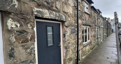 Weaver's Cottage