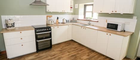 Cottage | Cuisine privée | Réfrigérateur, bouilloire électrique, grille-pain