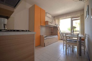 Interior - Studio with pool for 8 people (Bibione)