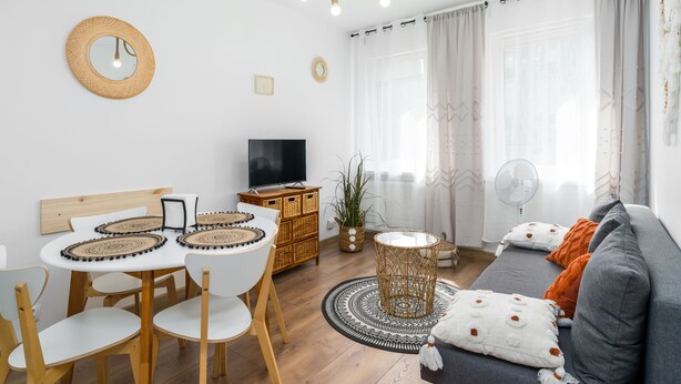 Ảnh chưa phân loại, 1 trong số 24 ảnh, nút