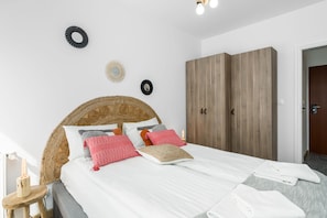 Departamento, 1 habitación, para no fumadores, cocineta | 1 habitación, tabla de planchar con plancha, wifi gratis y ropa de cama