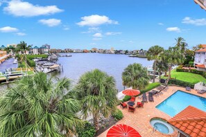 Pool - Chateau Vanderbilt - Vanderbilt Beach - Bayside (Naples)