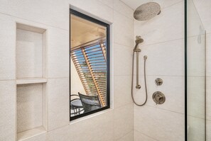 Shower - Stunning Remodel - Maui Kamaole I-201 (Kihei)