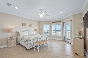 10 bedrooms, iron/ironing board, free WiFi, bed sheets - Gulf and Sound Views-Private Pool too! Great for families and special events! (Pensacola Beach)