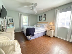 2 chambres, fer et planche à repasser, lit parapluie, Wi-Fi gratuit