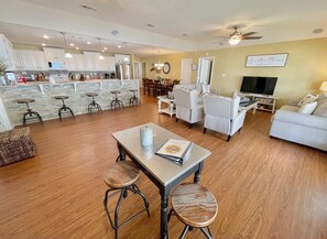 Unclassified image, 4 of 45, button - Sun Ray's - 5 Bedroom, fenced yard, close to beach! (Crystal Beach)