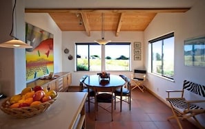 Dining - Brown-Hansen - Whitewater Sea Ranch Escape (Sea Ranch)