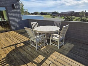 Unclassified image, 4 of 16, button - Sea Watch - Hot Tub & Ocean Deck Views (Sea Ranch)