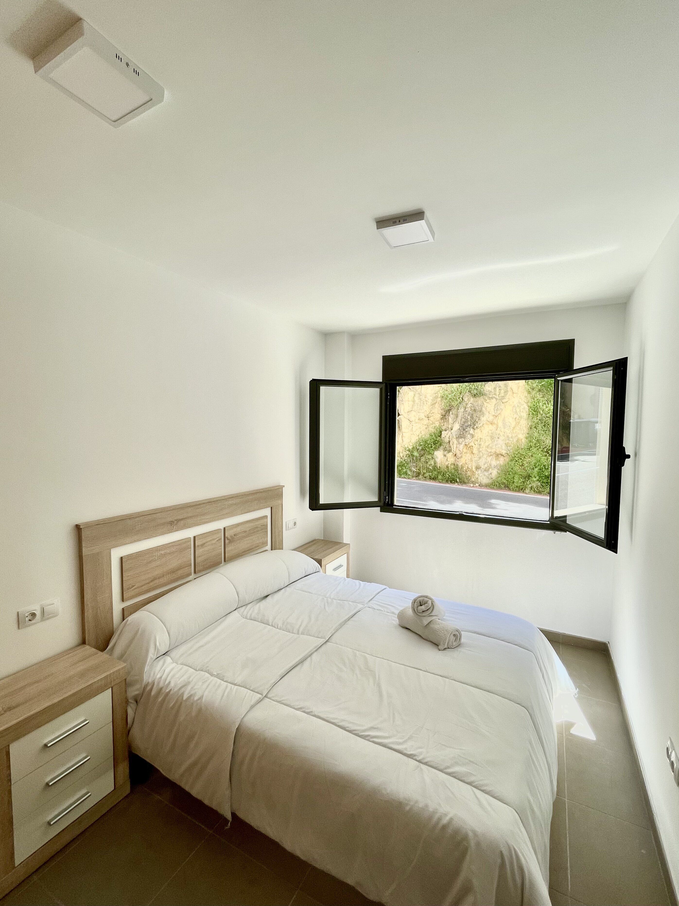 3 bedrooms, iron/ironing board, WiFi