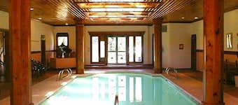 Casita Luminosa Roof Top Deck Los Altos Clubhouse indoor pool -tennis court