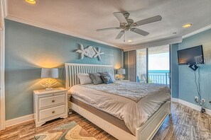 Iron/ironing board, WiFi, bed sheets - Surf Master 803 Ocean Front condo with 2 ocean-side pools and hot tubs (Garden City Beach)