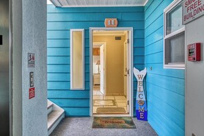 Interior - Compass Rose 11, three-bedroom, two-bath condo, ocean front (Garden City Beach)