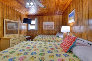 3 bedrooms, WiFi, bed sheets