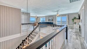 Interior - Reel 'Em Inn - Six Bedroom, Four Bath Oceanfront Beach House with Sundeck (Garden City Beach)