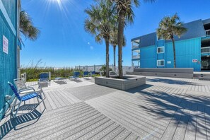 Terrace/patio - Beach House 105 - Two Bedroom, Two Bath Updated Beach Condo (Garden City Beach)