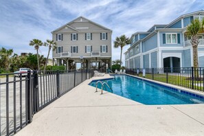 Pool - Doctor's Orders - Six Bedroom, Six Bath, Oceanfront Duplex with Private Pool (Myrtle Beach)