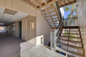 Interior - Inlet Pointe 2 - Two Bedroom, Two Bath Inlet/Channel Front Condo (Garden City Beach)