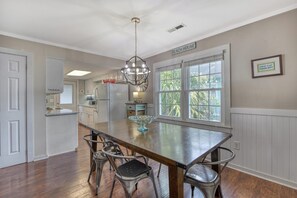 Dining - Life's Good On Easy Street - Three Bedroom, Two Bath House (Garden City Beach)