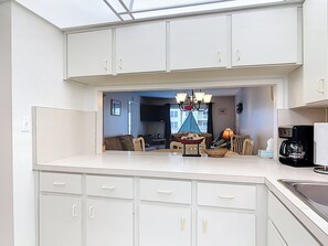 Interior - 2 bedroom unit with an Ocean and Pool View! (New Smyrna Beach)