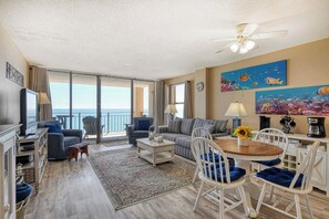DVD player - Surfmaster 1009 - One-bedroom, one-and-a-half-bath oceanfront cond (Garden City Beach)