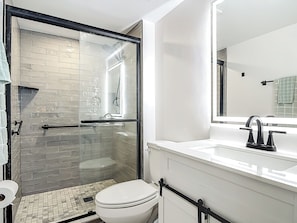 Shower, towels