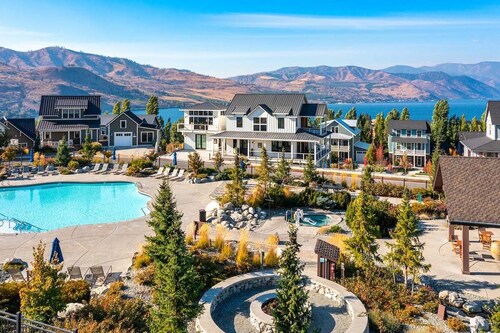 Northern Lights at Chelan Lookout Vacation Rentals