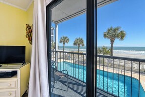 Interior - Ocean Cove 102 - Three Bedroom, Two 1/2 Bath Oceanfront Condo (Garden City Beach)