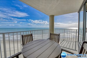 Outdoor dining - One Ocean Place 804 - Spacious three-bedroom, three-bath oceanfront condo (Garden City Beach)
