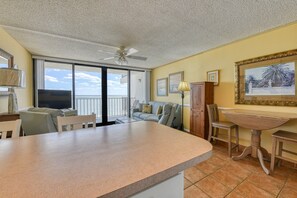 DVD-spiller og stereoanlegg